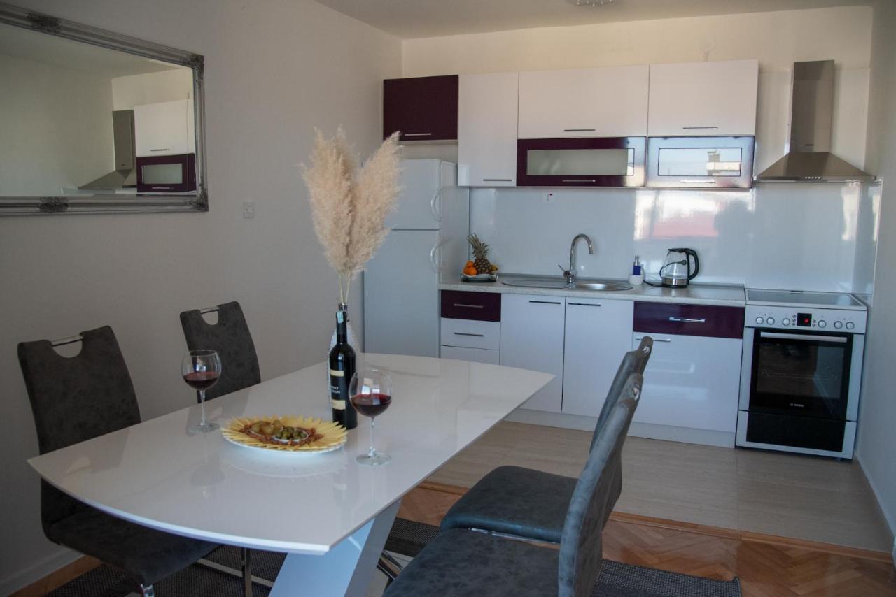 Apartman Ante リヴノ エクステリア 写真