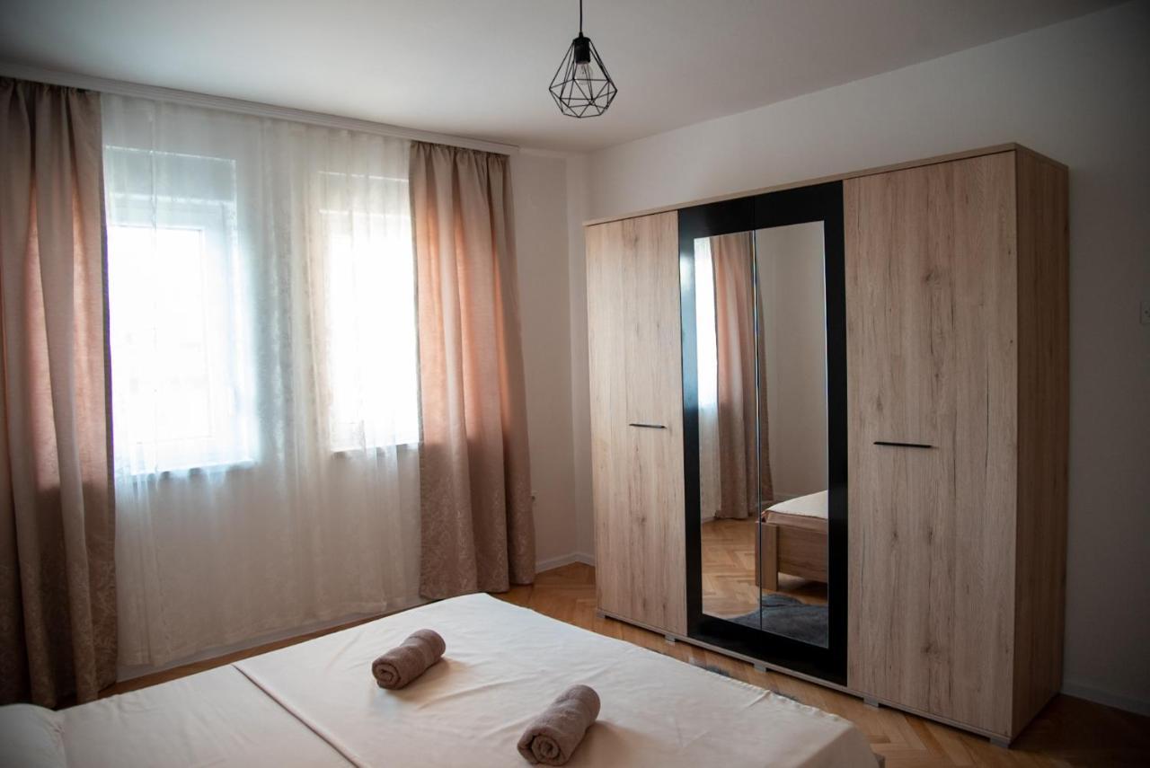 Apartman Ante リヴノ エクステリア 写真