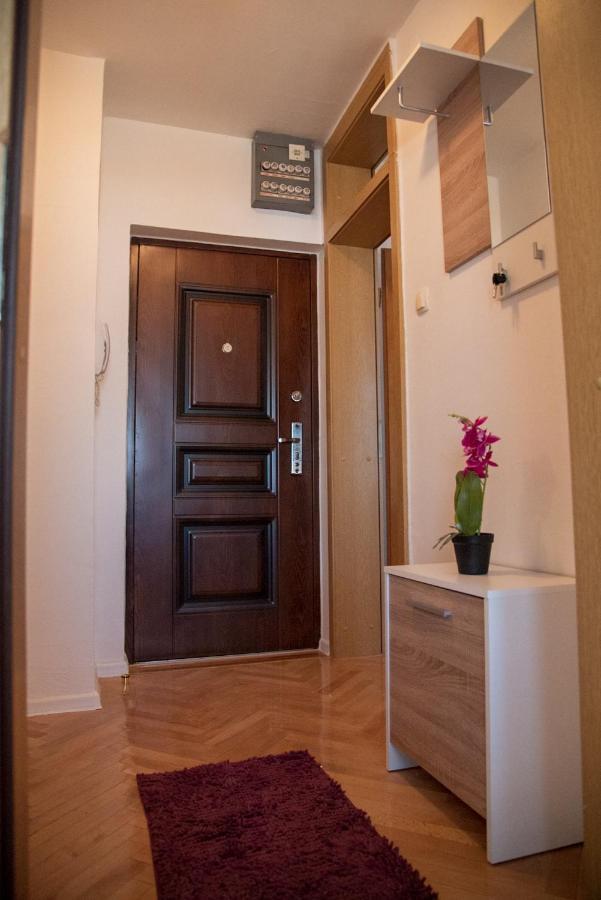 Apartman Ante リヴノ エクステリア 写真
